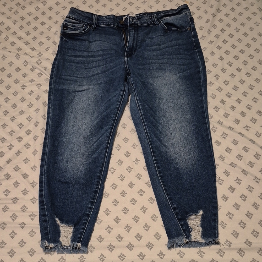 Classic Denim Women's Cropped Jeans